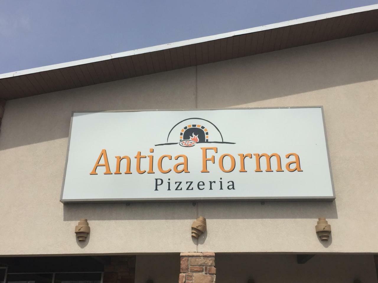 恐龙套房酒店 弗纳尔 外观 照片